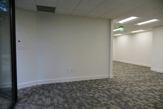 1010 Huntcliff, Atlanta, GA à louer Photo intérieure– Image 1 sur 16