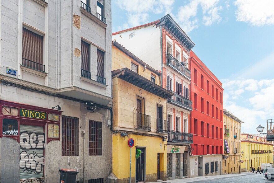 Local commercial dans Madrid, Madrid à louer - Photo principale – Image 1 sur 3