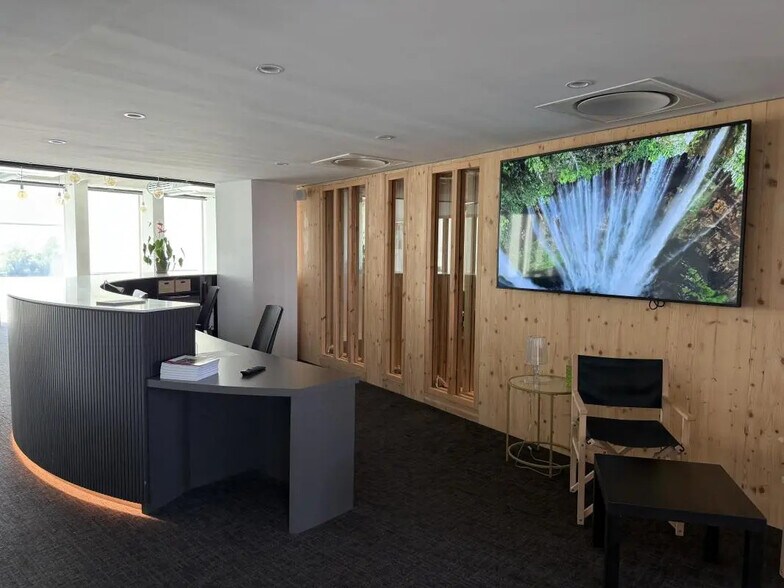 Bureau dans Bordeaux à louer - Photo intérieure – Image 1 sur 13