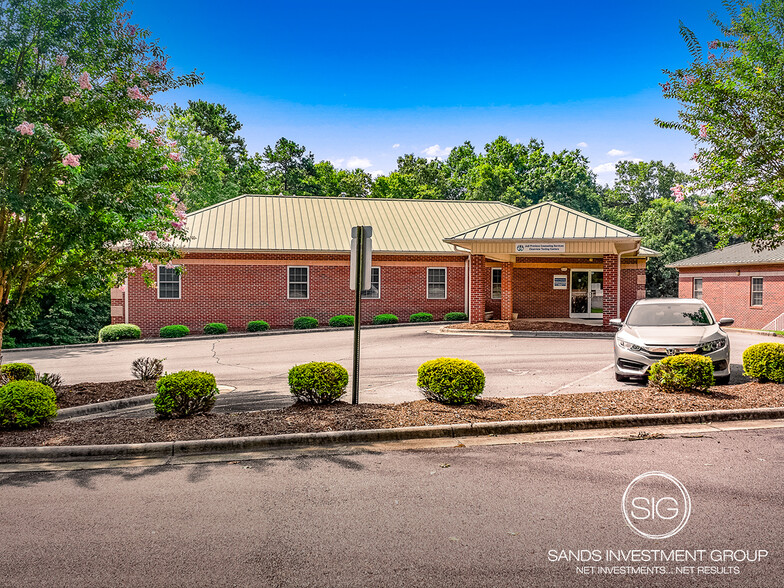 525 Samaritans Ridge Ct, Elkin, NC à vendre - Photo de l’immeuble – Image 3 sur 13