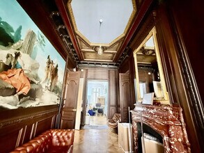 55 Rue Pierre Charron, Paris à louer Photo intérieure– Image 2 sur 10