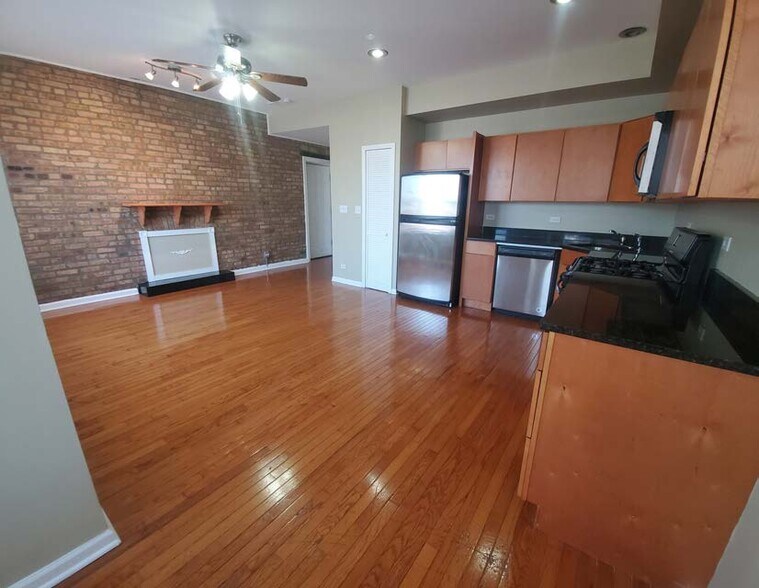 4624 S Evans Ave, Chicago, IL à vendre - Photo de l’immeuble – Image 3 sur 9