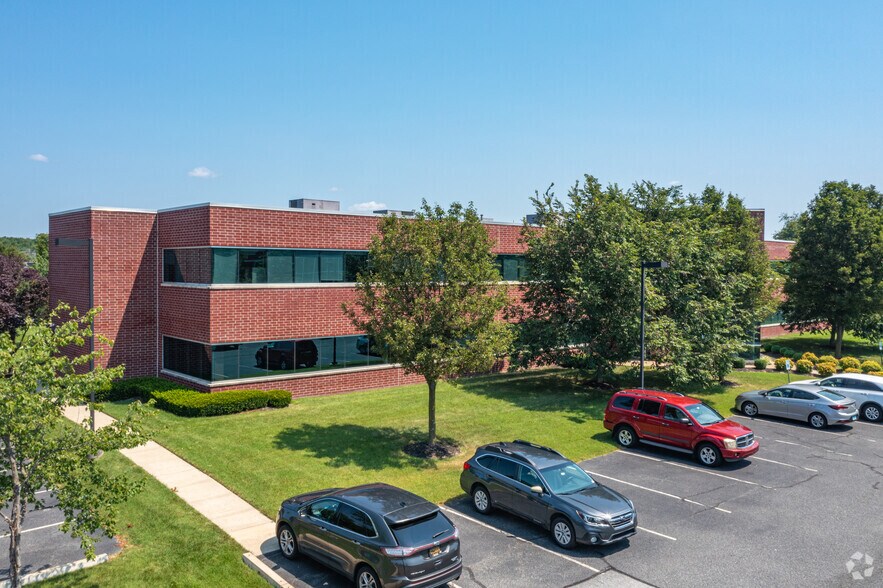 2500 Wrangle Hill Rd, Bear, DE à louer - Photo de l’immeuble – Image 2 sur 5