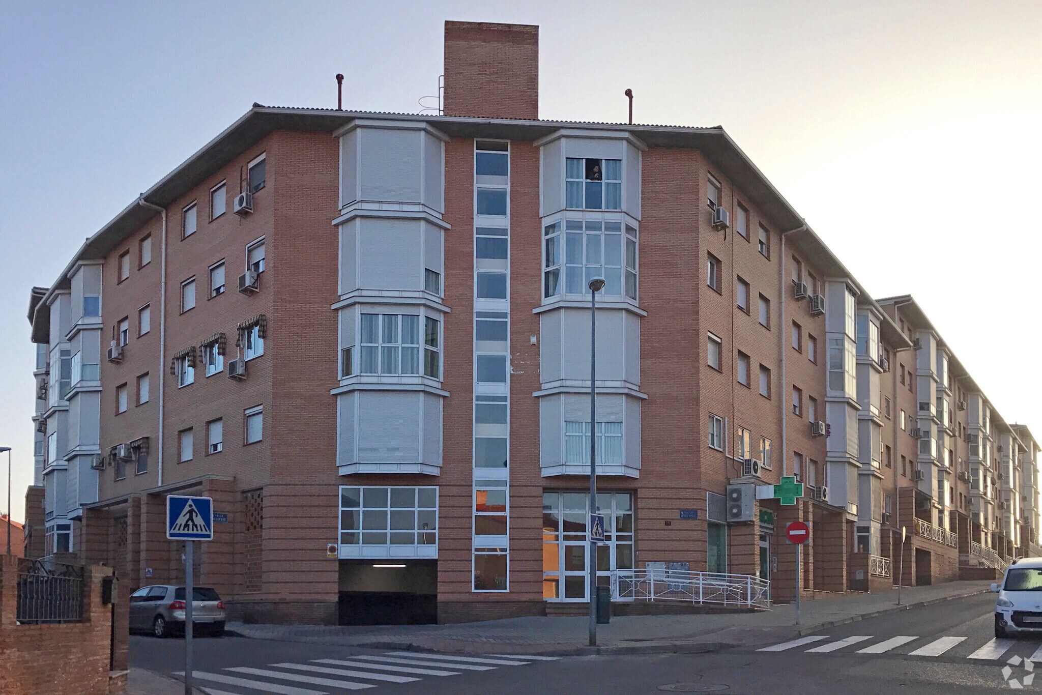 Immeuble residentiel dans Arganda del Rey, Madrid à vendre Photo principale– Image 1 sur 4