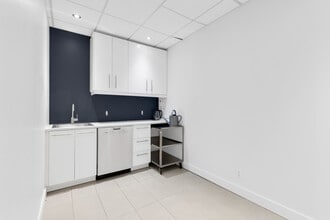 2222 Boul René-Lévesque O, Montréal, QC à louer Photo intérieure– Image 1 sur 10