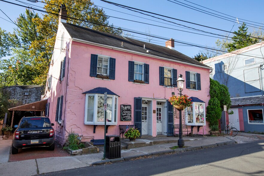 11 W Mechanic St, New Hope, PA à vendre - Photo de l’immeuble – Image 1 sur 5