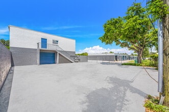 12950 58th St N, Clearwater, FL à louer Photo intérieure– Image 2 sur 15