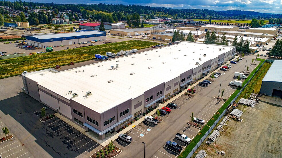 6015 180th St NE, Arlington, WA à vendre - Photo de l’immeuble – Image 3 sur 7