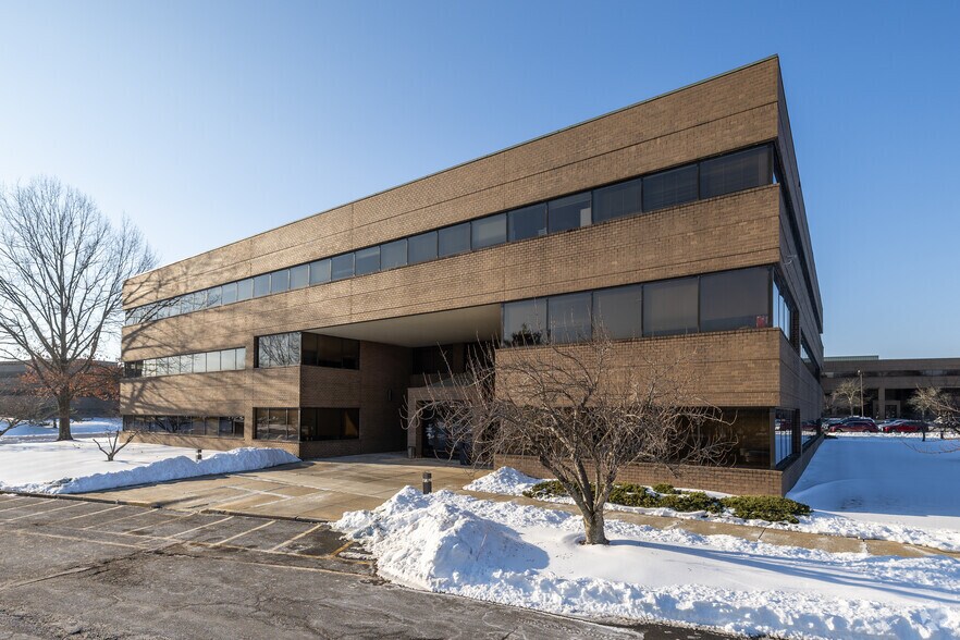 840 Bear Tavern Rd, Ewing, NJ à vendre - Photo de l’immeuble – Image 2 sur 3