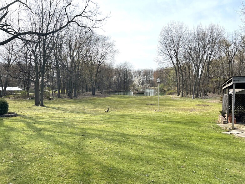 28080 Center Ridge Rd, Westlake, OH à vendre - Photo de l’immeuble – Image 3 sur 6