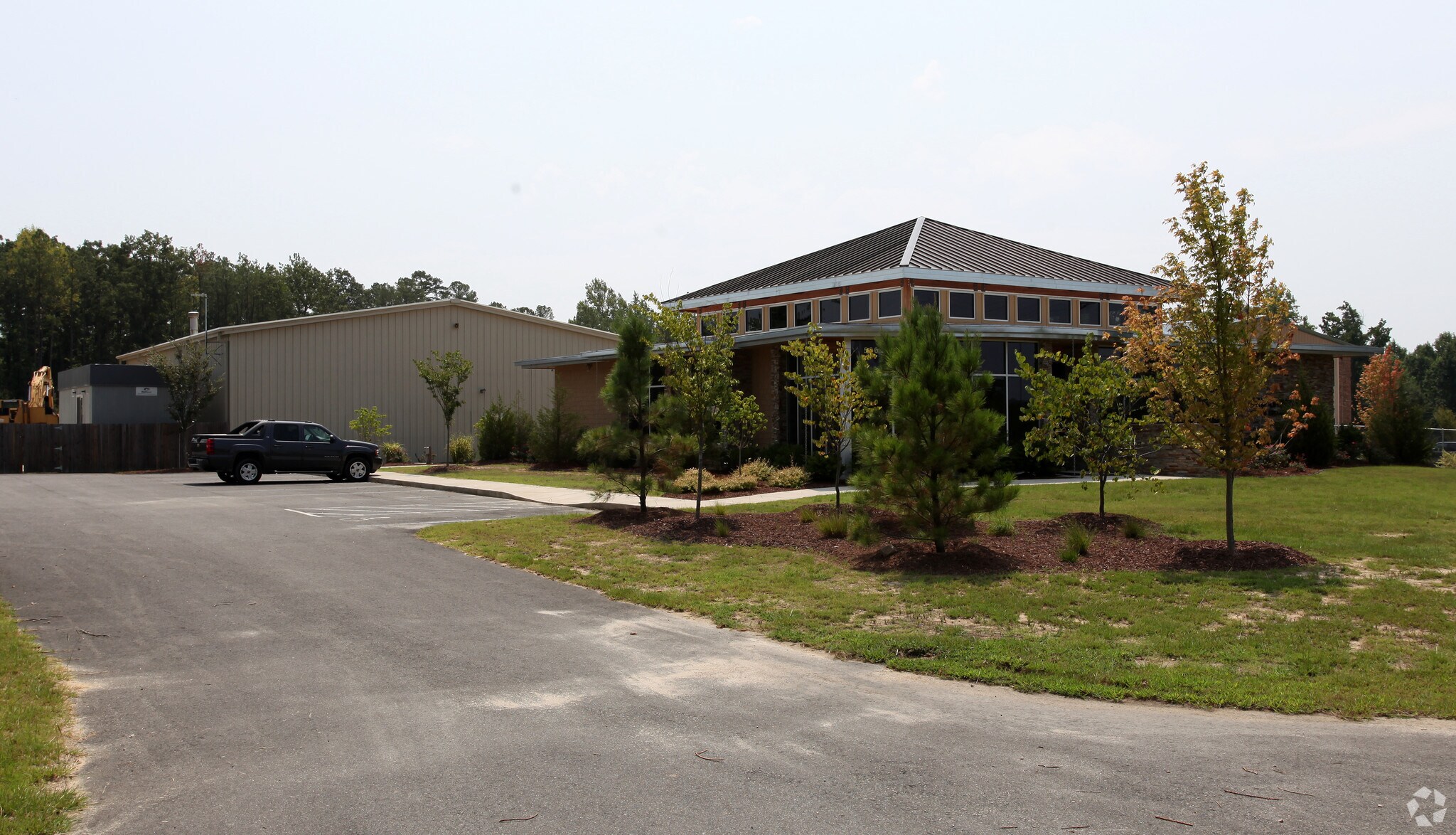 526 Three Sisters Rd, Knightdale, NC à louer Photo principale– Image 1 sur 3