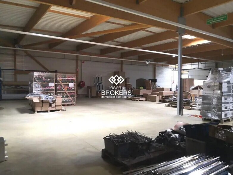 Local commercial dans LIVAROT-PAYS-D'AUGE à vendre - Photo intérieure – Image 2 sur 9