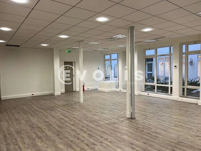 Plus de détails pour Bureau à louer