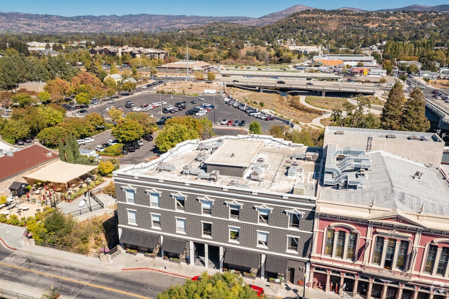 1040 Main St, Napa, CA à louer - Aérien – Image 3 sur 25