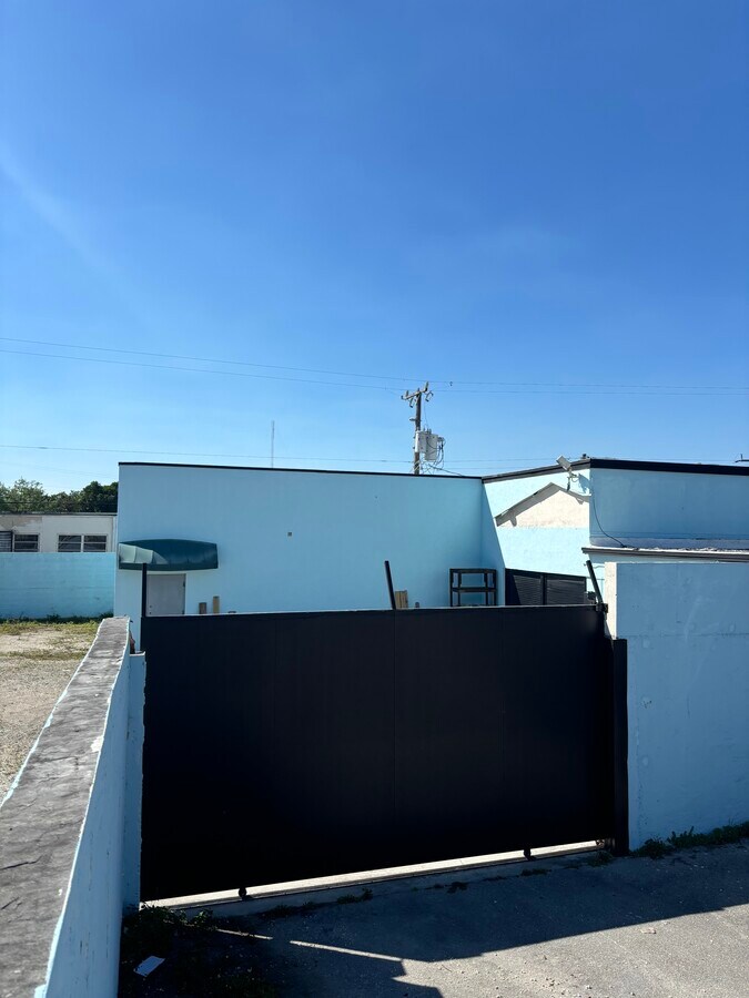 View Photo