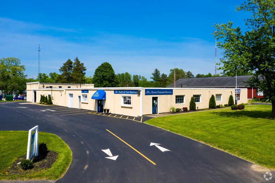 540 Whitney Rd, Fairport, NY à louer - Photo principale – Image 1 sur 4