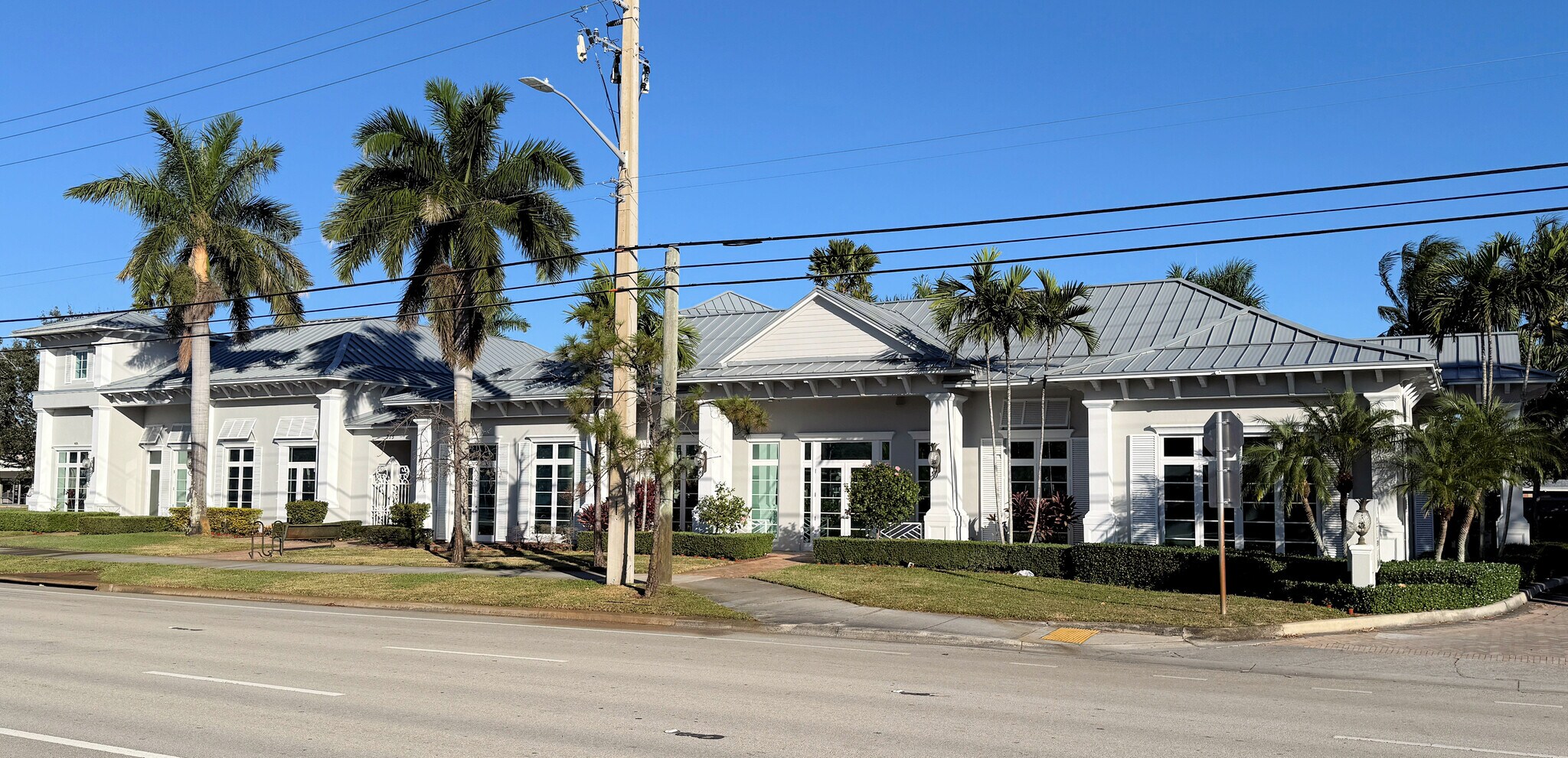 775 W Indiantown Rd, Jupiter, FL à louer Photo de l’immeuble– Image 1 sur 7