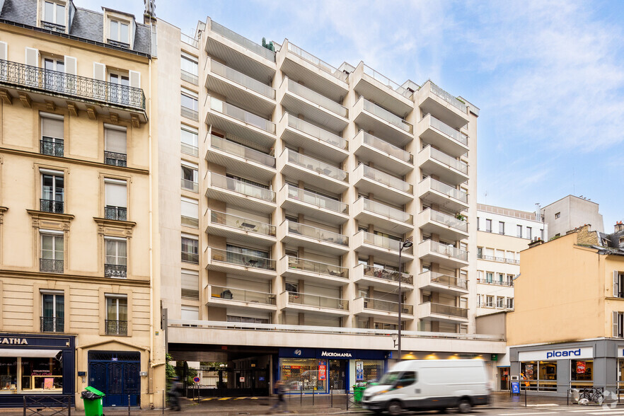 Bureau dans Paris à louer - Photo de l’immeuble – Image 2 sur 3