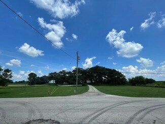 Plus de détails pour 14N693 Getzelman Rd, Hampshire, IL - Terrain à vendre