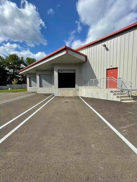 331 Aviation, Frederick, MD à vendre - Photo de l’immeuble – Image 3 sur 18