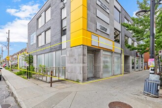 290-304 Rue Chabanel O, Montréal, QC à louer Photo intérieure– Image 2 sur 13