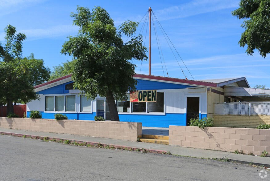 32681 Mission Blvd, Hayward, CA à vendre - Photo de l’immeuble – Image 3 sur 13