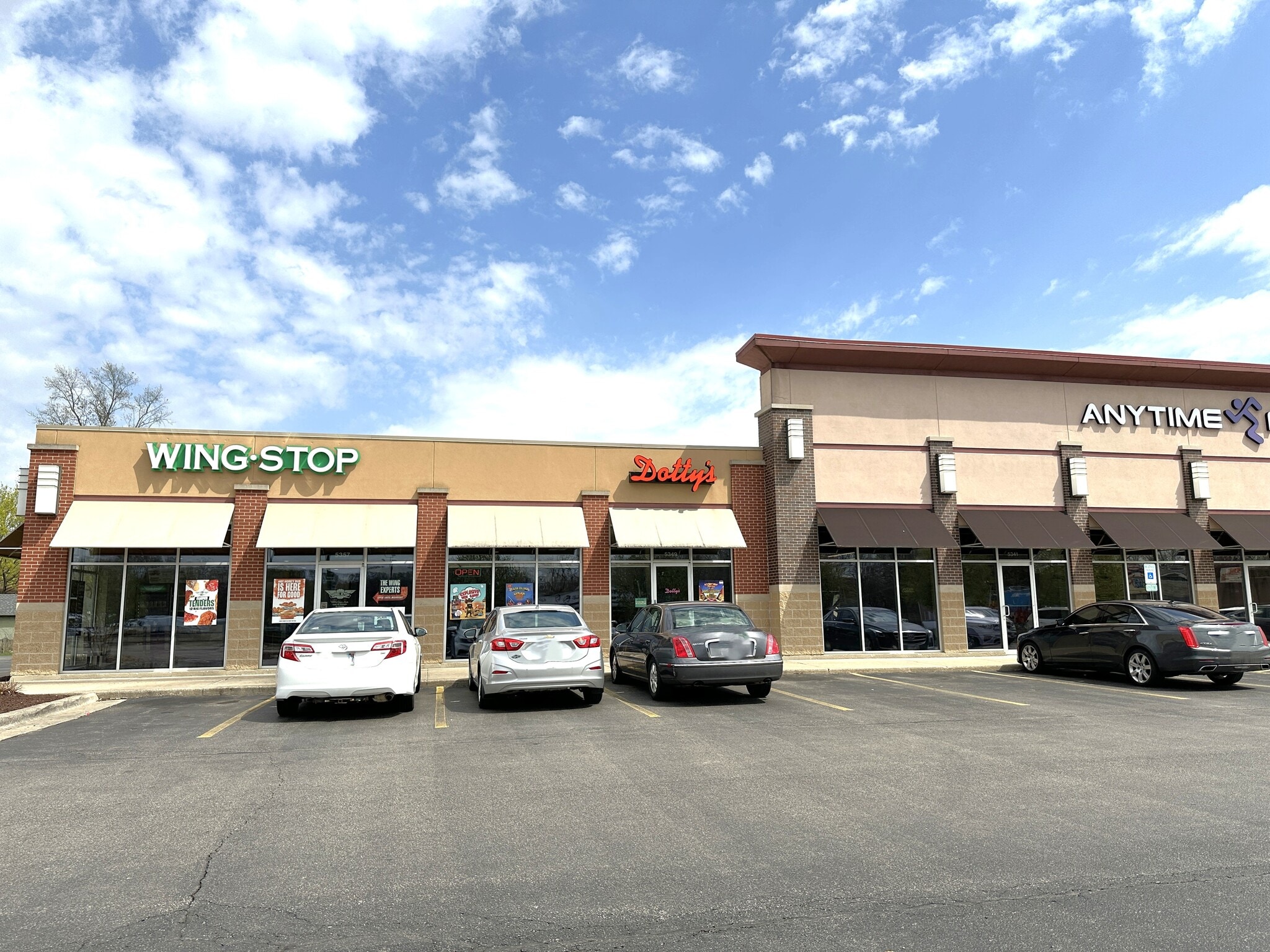 5303 N Second St, Loves Park, IL à louer Photo intérieure– Image 1 sur 11