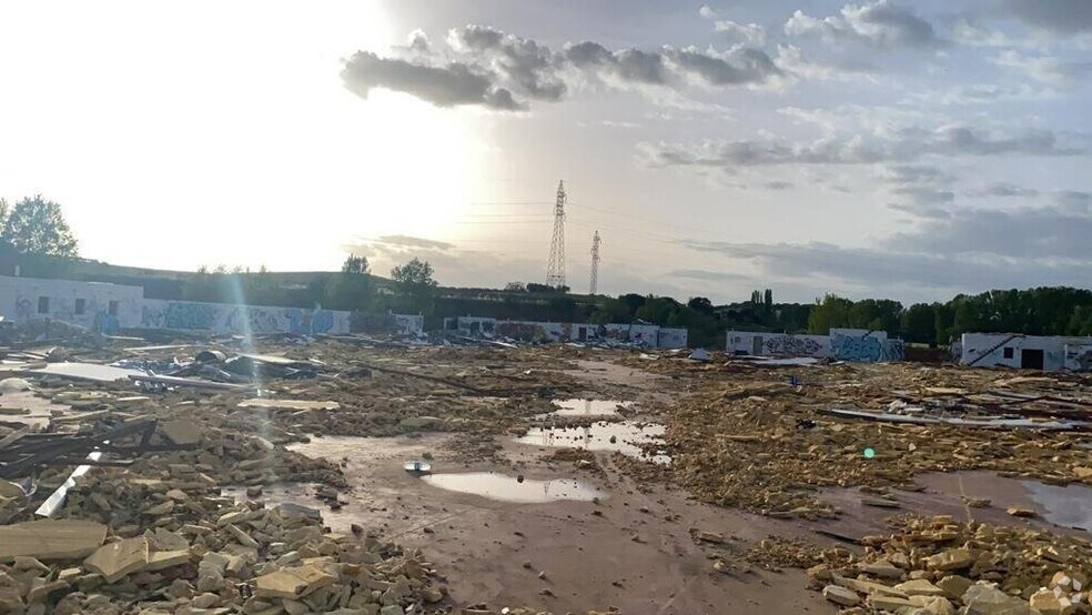 Terrain dans Yunquera de Henares, Guadalajara à vendre - Photo de l’immeuble – Image 3 sur 5