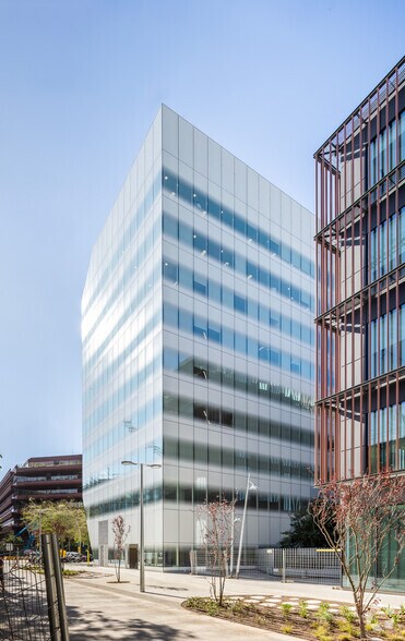 Bureau dans Barcelone, Barcelona à louer - Photo de l’immeuble – Image 3 sur 4