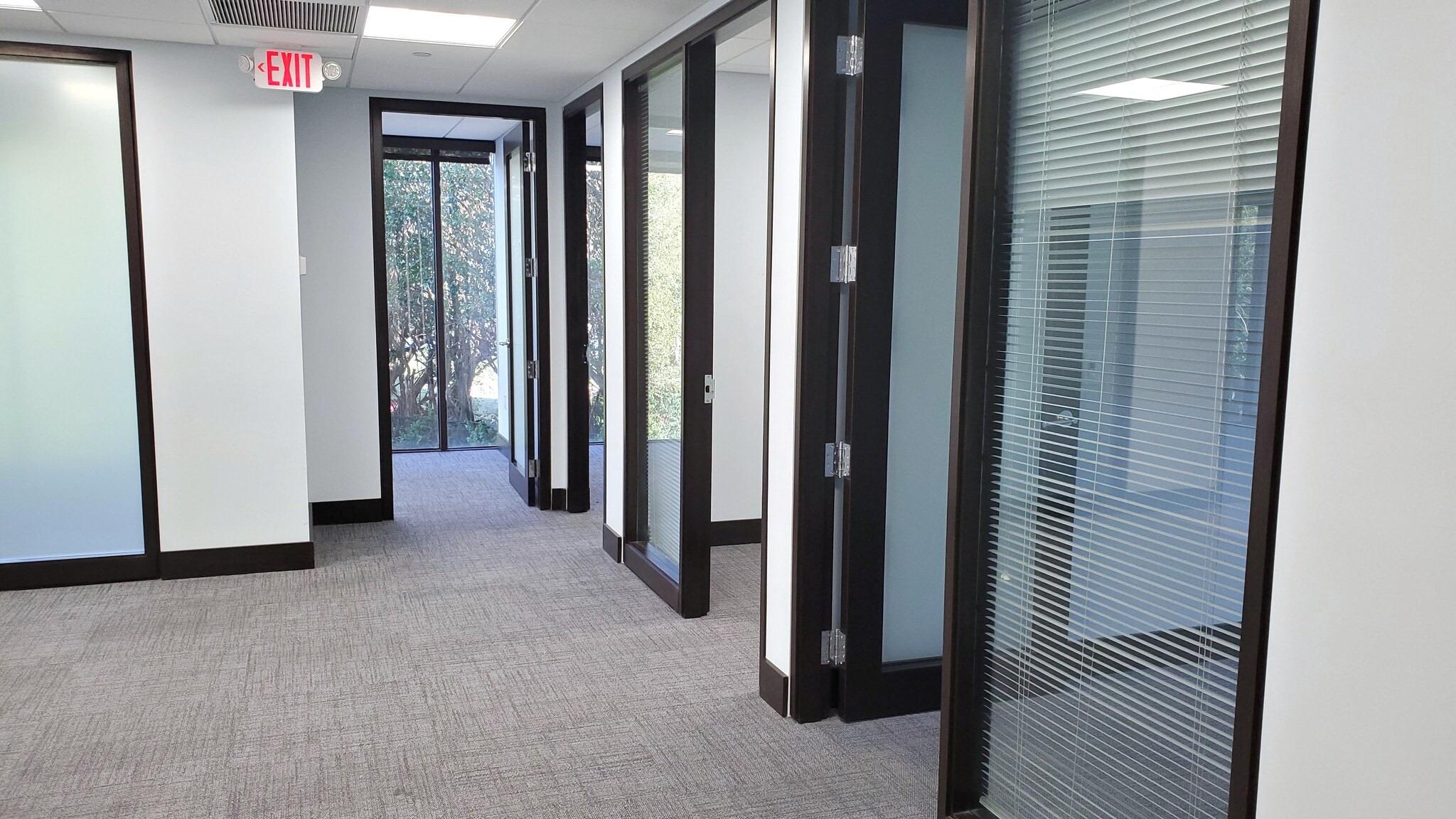 7777 Glades Rd, Boca Raton, FL à louer Photo intérieure– Image 1 sur 4