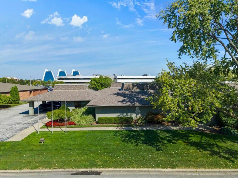 3334 Founders Rd, Indianapolis, IN à vendre - Photo de l’immeuble – Image 2 sur 38