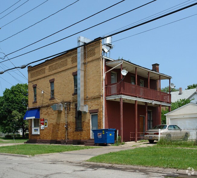 1700 E 31st St, Lorain, OH à vendre - Photo de l’immeuble – Image 2 sur 2