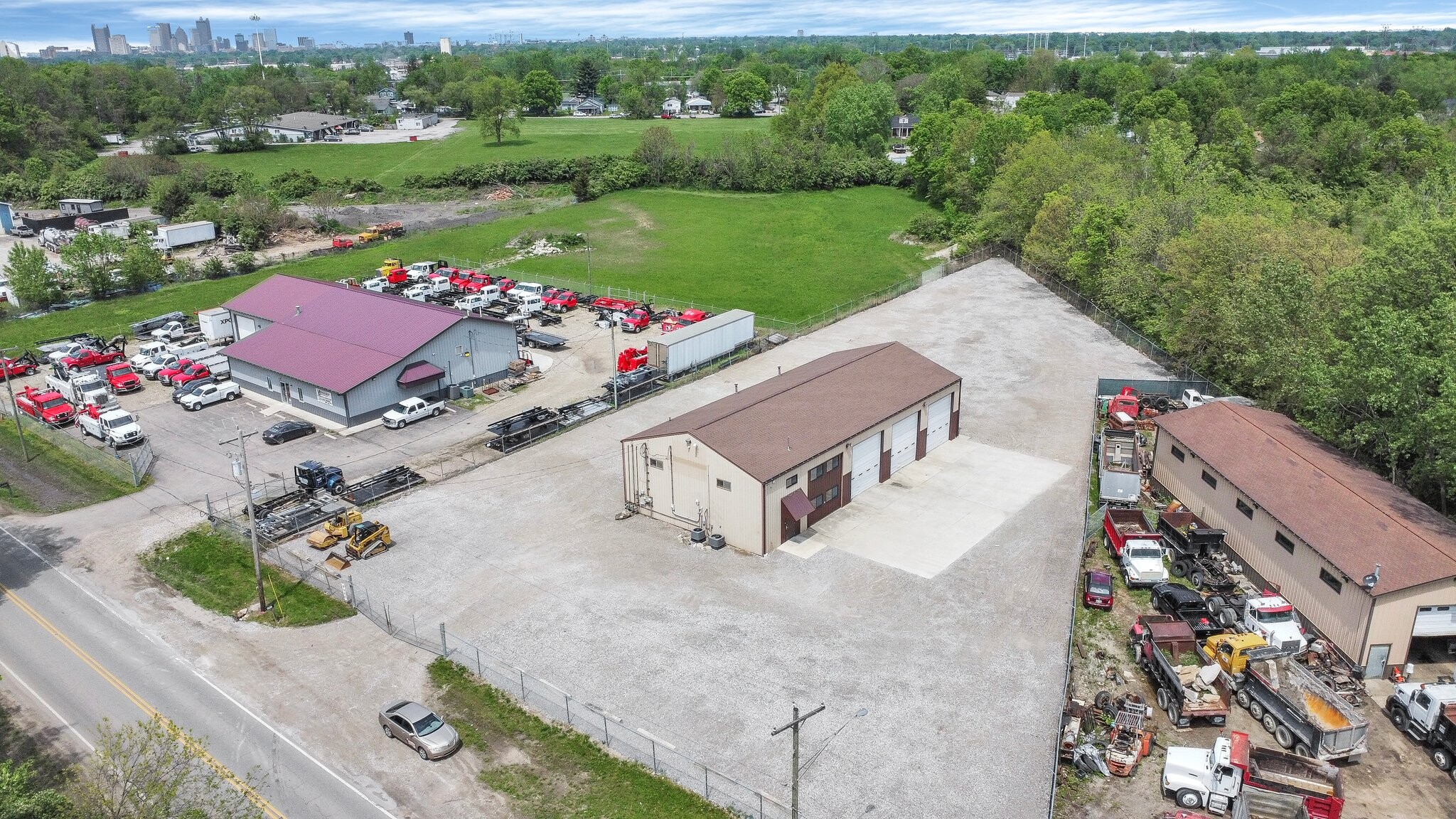 2580 Groveport Rd, Columbus, OH à louer Photo de l’immeuble– Image 1 sur 25