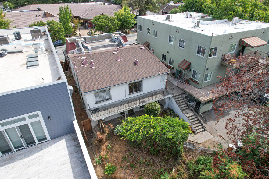 14527-14529 Big Basin Way, Saratoga, CA à vendre - Photo de l’immeuble – Image 2 sur 31