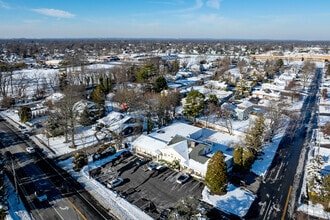 631 Montauk Hwy, West Islip, NY - Vue aérienne vue de carte