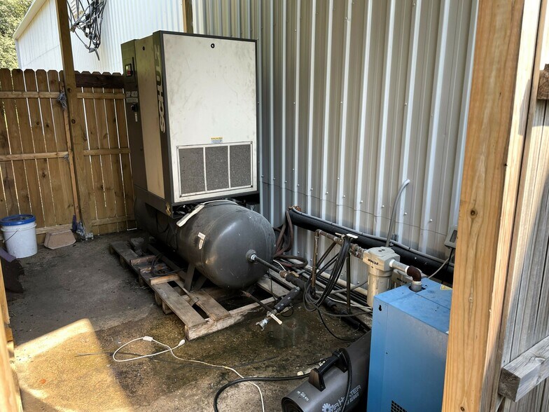 4051 N Northeast Loop 323, Tyler, TX à louer - Photo de l’immeuble – Image 3 sur 24