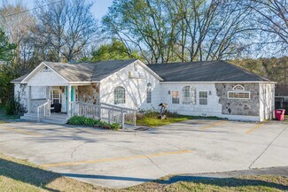 Plus de détails pour 4849 Mercer University Dr, Macon-Bibb, GA - Local commercial à vendre