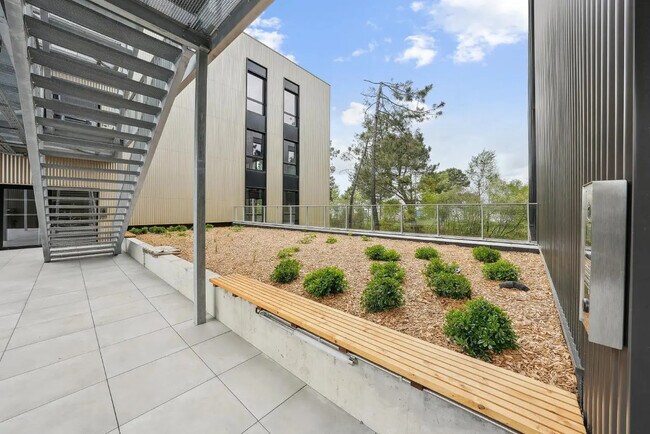 Plus de détails pour Bureau à louer