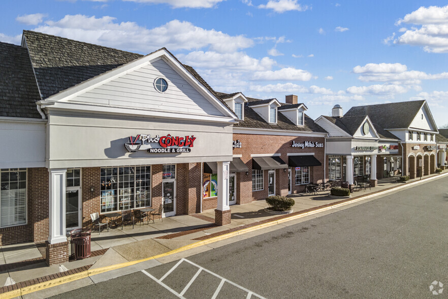 8919-8981 Ox Rd, Lorton, VA à louer - Photo de l’immeuble – Image 1 sur 6