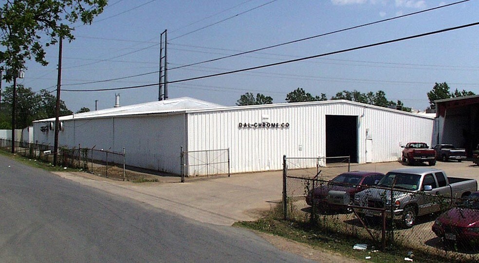 3044 Morrell Ave, Dallas, TX à louer - Photo de l’immeuble – Image 3 sur 5