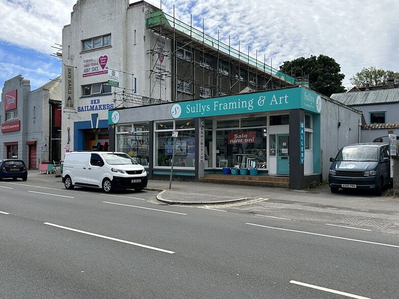 Commercial Rd, Penryn à vendre - Photo de l’immeuble – Image 2 sur 5
