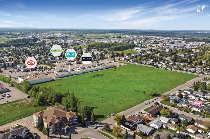 47 Street, Drayton Valley, AB à vendre - Aérien – Image 2 sur 3