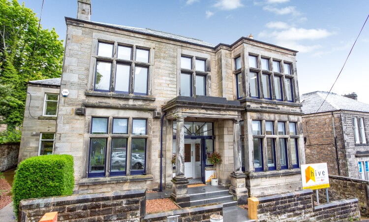 Viewfield Ter, Dunfermline à louer - Photo principale – Image 1 sur 8