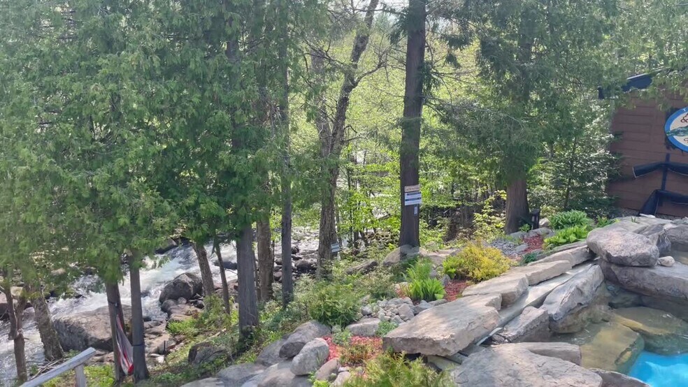 2310 Boul De Sainte-Adèle, Sainte-Adele, QC à vendre - Vidéo sur l’annonce professionnelle – Image 2 sur 18