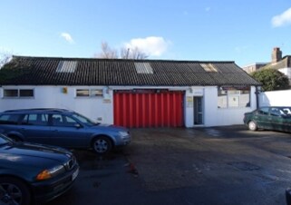1 Cecil Rd, Lancing à vendre - Photo de l’immeuble – Image 3 sur 5
