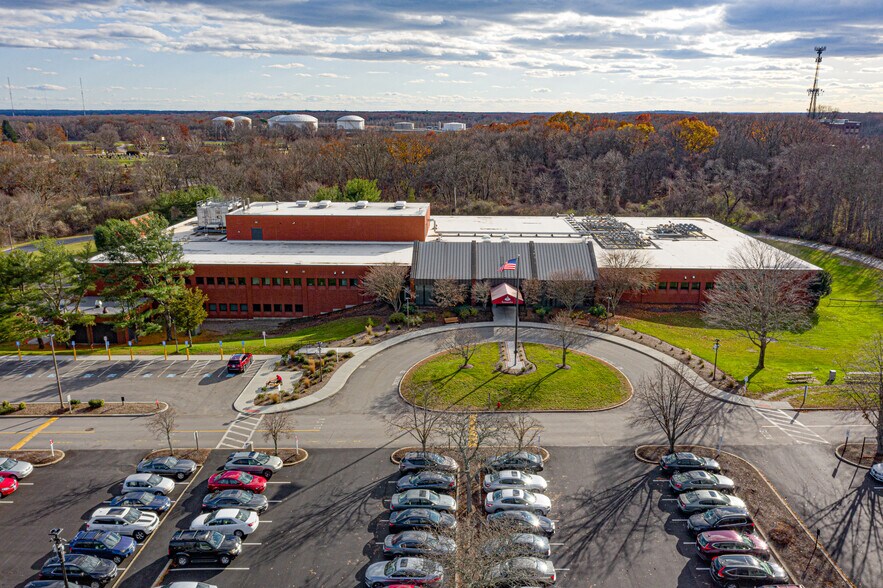 95 Amaral St, Riverside, RI à louer - Photo de l’immeuble – Image 2 sur 11