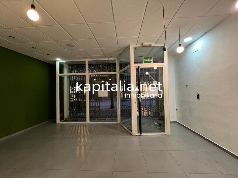Local commercial dans Ontinyent, Valencia à louer - Photo de l’immeuble – Image 3 sur 11