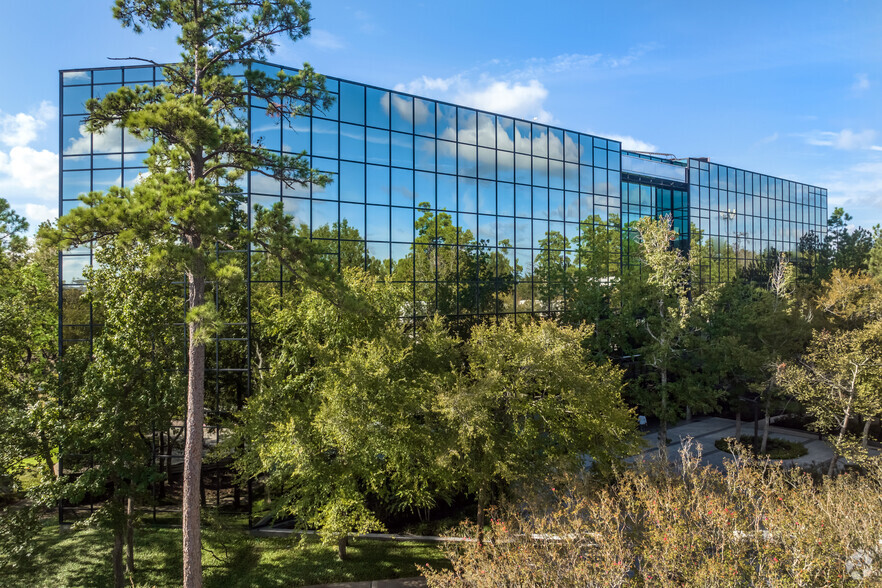 10077 Grogans Mill Rd, The Woodlands, TX à louer - Photo de l’immeuble – Image 1 sur 13