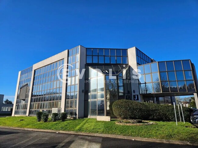 Plus de détails pour Bureau à louer