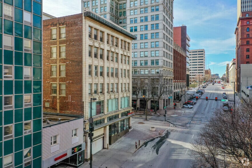 305 S 16th St, Omaha, NE à louer - Photo de l’immeuble – Image 3 sur 11